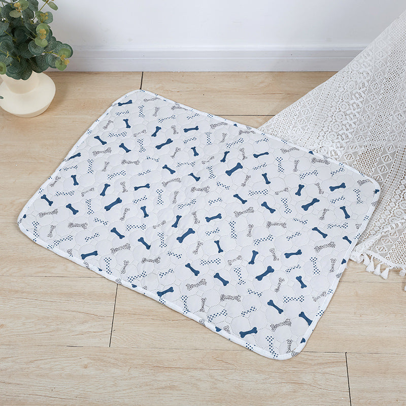 Reusable Waterproof Dog & Cat Pee Pad – Absorbent, Washable & Non-Slip